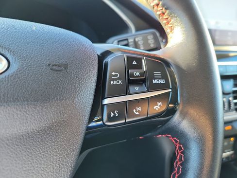 Used 2022 Ford Escape SEL w/ SEL Stealth AWD Package image 13