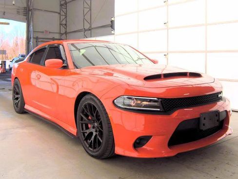 Used 2017 Dodge Charger R/T Scat Pack image 3
