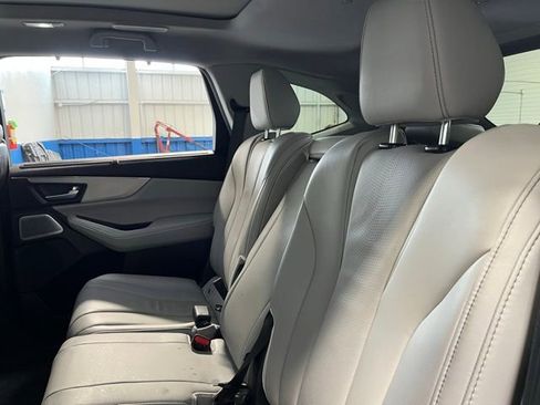 Used 2025 Acura MDX SH-AWD w/ Technology Package image 18