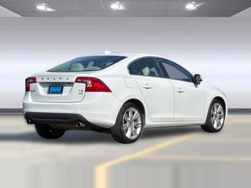 Used 2013 Volvo S60 T5 image 8