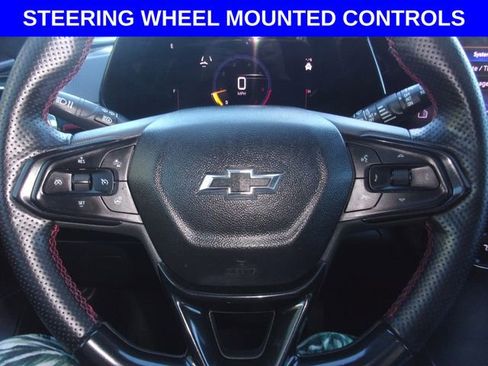 Used 2024 Chevrolet Trax RS w/ Sunroof Package image 12