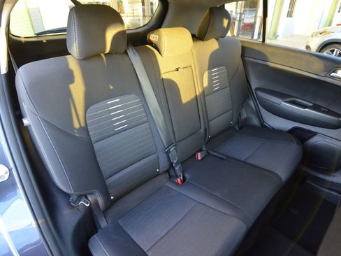 Used 2018 Kia Sportage LX w/ LX Technology Package image 23