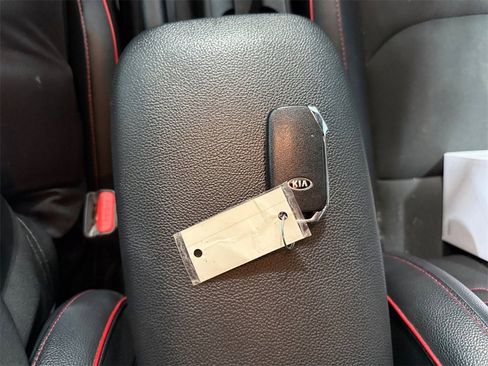 Certified 2021 Kia Forte GT w/ GT2 Package image 32