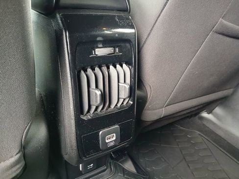 Used 2024 Jeep Compass Sport AWD/4WD image 27