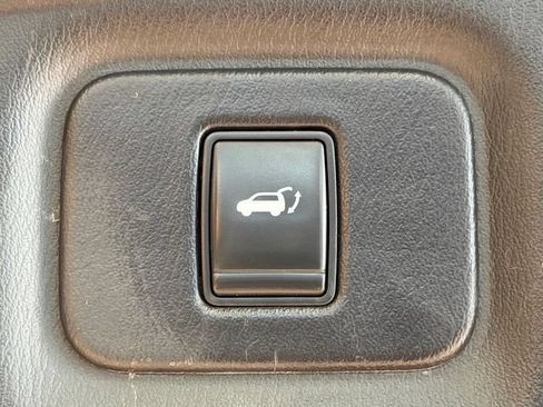 Used 2019 INFINITI QX60 Luxe w/ Sensory Package AWD/4WD image 43