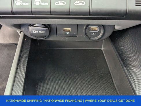 Used 2022 Hyundai Elantra SEL image 26