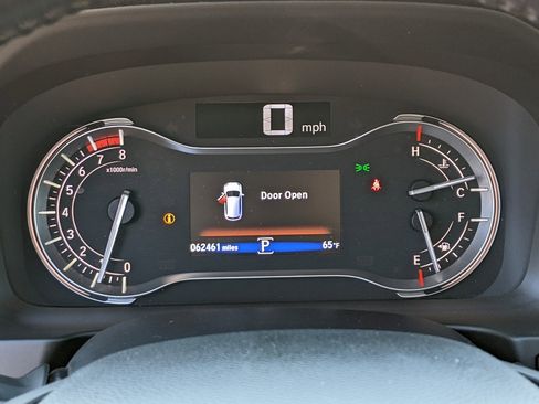 Used 2017 Honda Pilot Touring image 15