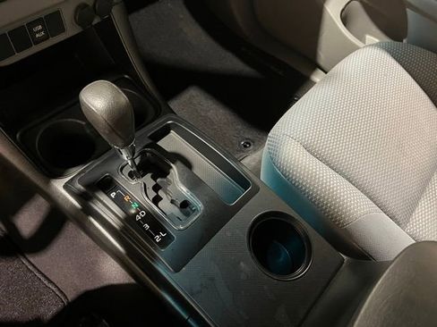 Used 2015 Toyota Tacoma 4x4 Access Cab V6 image 17