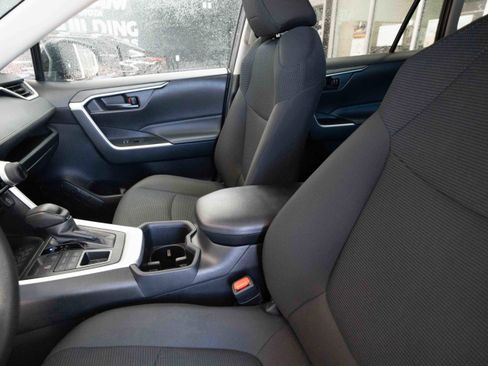 Used 2024 Toyota RAV4 LE image 10