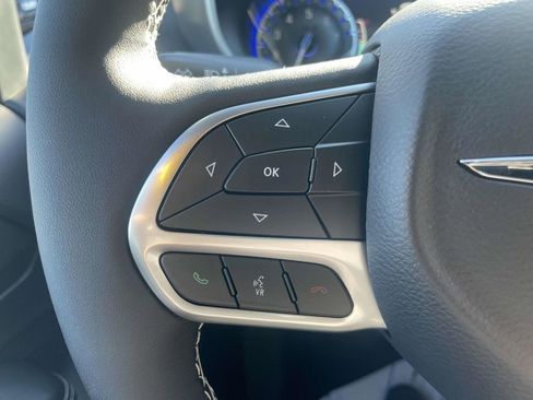 New 2026 Chrysler Pacifica Select image 28