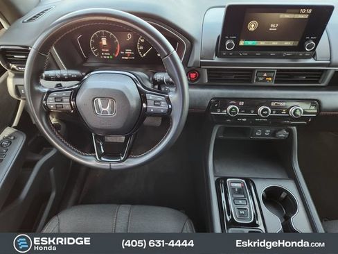 Used 2025 Honda Pilot Sport image 27
