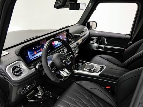 Used 2026 Mercedes-Benz G 63 AMG 4MATIC image 2