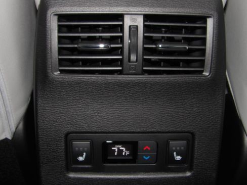 New 2026 Mitsubishi Outlander SEL image 23