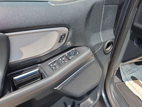 Certified 2025 Ford Expedition Active AWD/4WD image 23