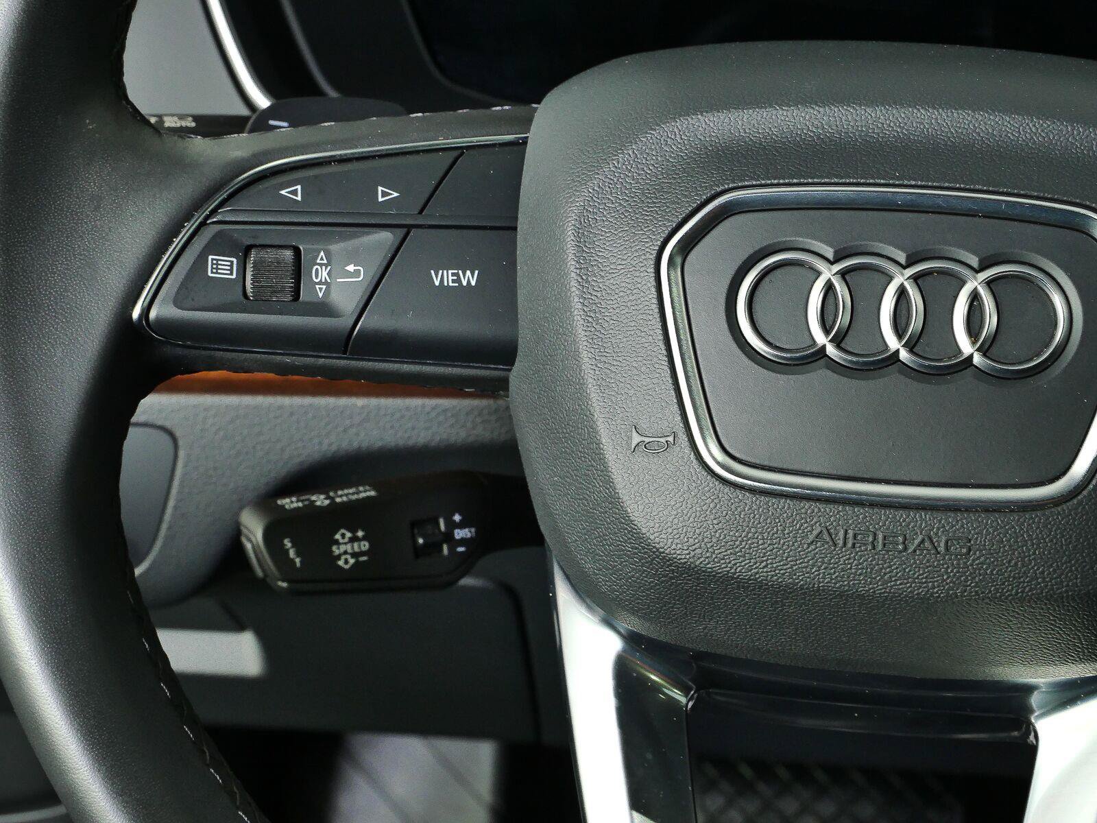 Used 2023 Audi Q5 2.0T Premium Plus AWD/4WD image 12