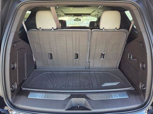 Certified 2024 Chevrolet Tahoe Z71 w/ Luxury Package image 38