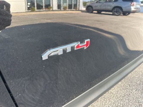 Used 2022 GMC Terrain AT4 w/ Infotainment Package II image 7