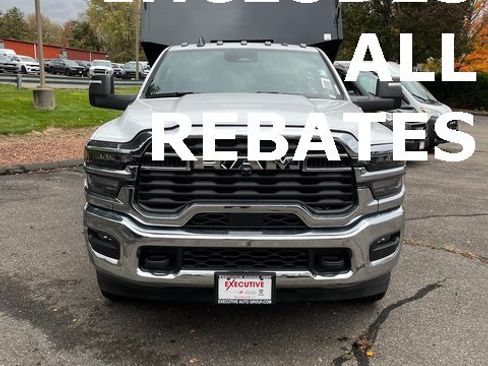New 2025 RAM 3500 Tradesman image 4
