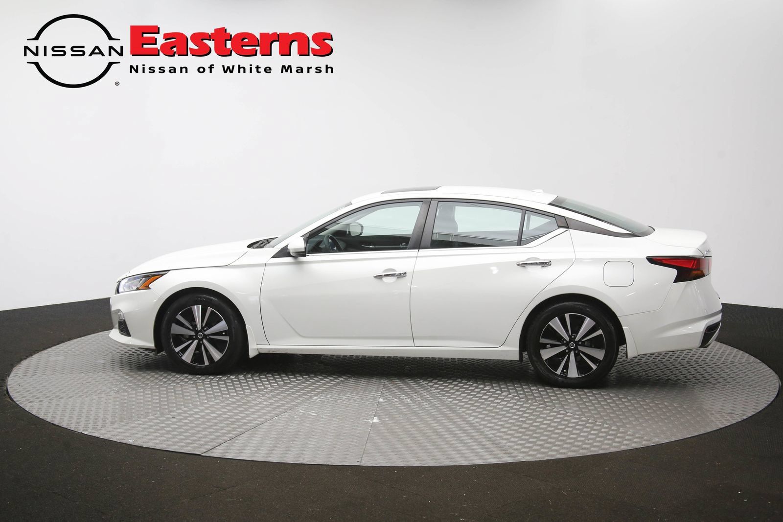 Used 2022 Nissan Altima 2.5 SV w/ SV Premium Package FWD image 60
