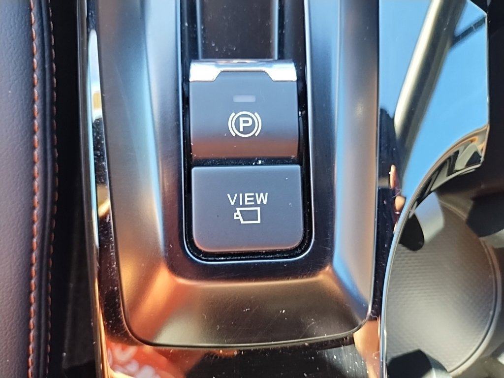 Used 2026 Subaru Forester Touring AWD/4WD image 23