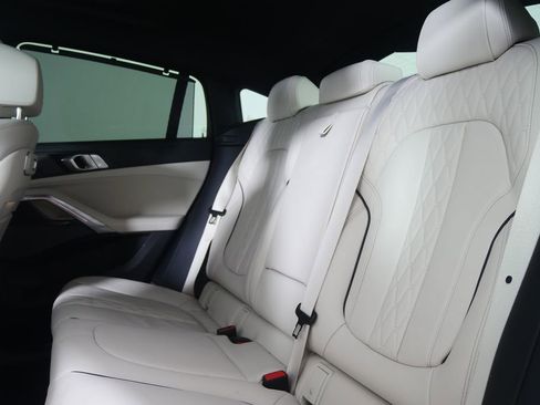 Certified 2026 BMW X6 xDrive40i image 16