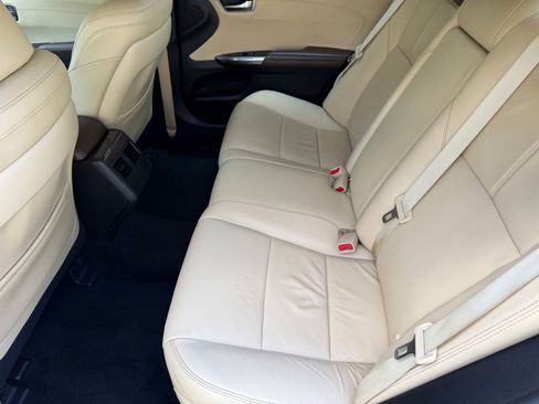 Used 2014 Toyota Avalon XLE Touring FWD image 15