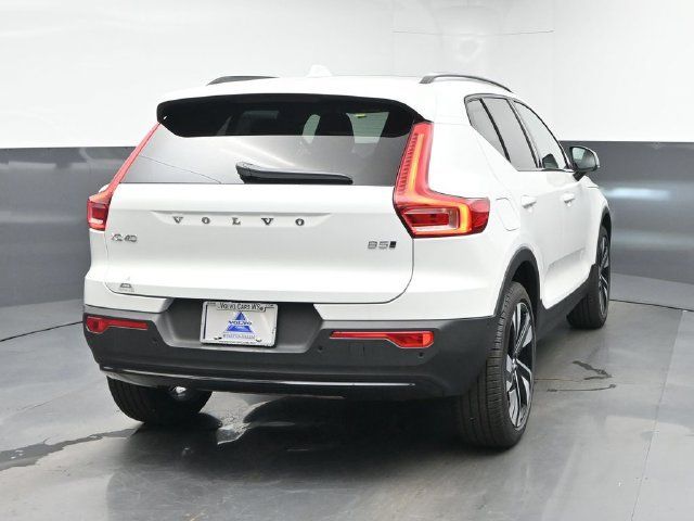 New 2026 Volvo XC40 B5 Plus w/ Climate Package AWD/4WD image 8