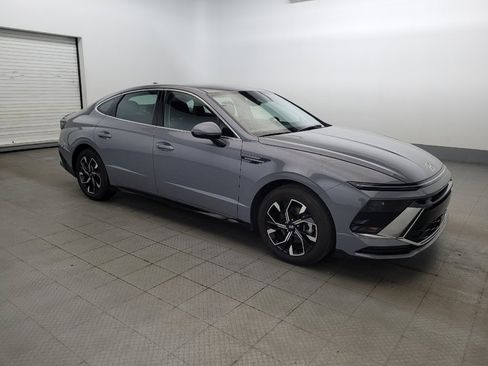 Used 2025 Hyundai Sonata SEL FWD image 11