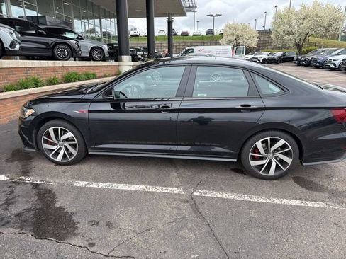 Used 2020 Volkswagen Jetta GLI Autobahn FWD image 2