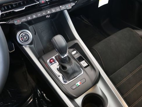 New 2025 Alfa Romeo Tonale image 52