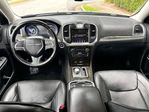 Used 2016 Chrysler 300 C w/ Safetytec Plus Group image 2