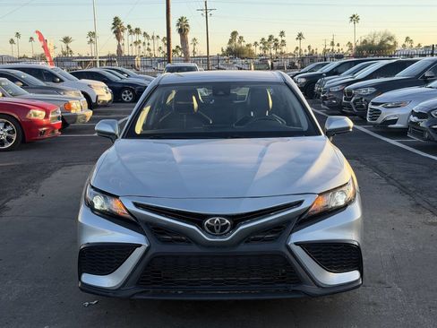 Used 2021 Toyota Camry SE image 15