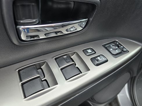 Used 2025 Mitsubishi Outlander Sport SE image 15