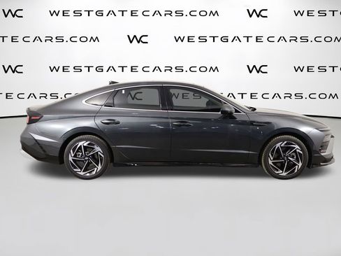 Used 2025 Hyundai Sonata SEL FWD image 45