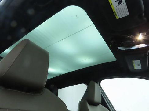 Certified 2025 BMW X3 xDrive30i w/ Premium Package image 20