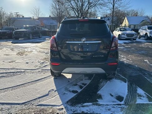 Certified 2022 Buick Encore Preferred w/ Safety Package image 6