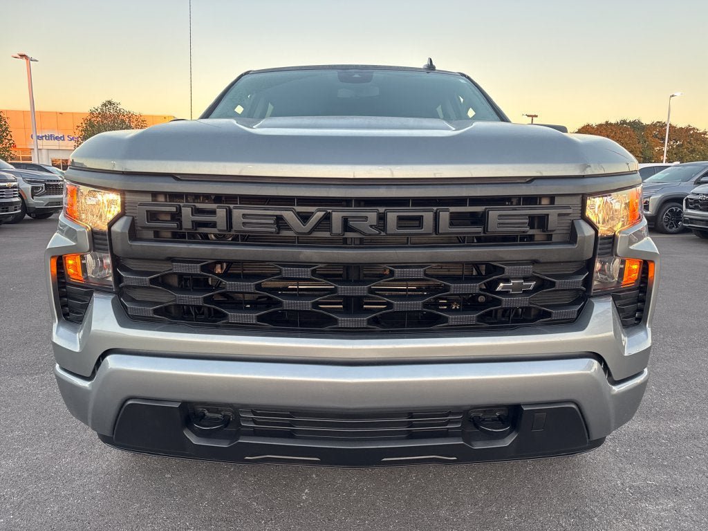 Used 2026 Chevrolet Silverado 1500 Custom w/ Turbomax Blackout Package AWD/4WD image 9