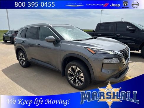 Used 2023 Nissan Rogue SV w/ SV Premium B Package FWD image 1
