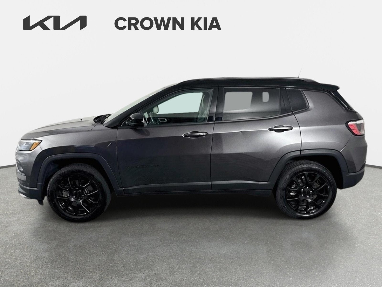 Used 2023 Jeep Compass Latitude AWD/4WD image 9