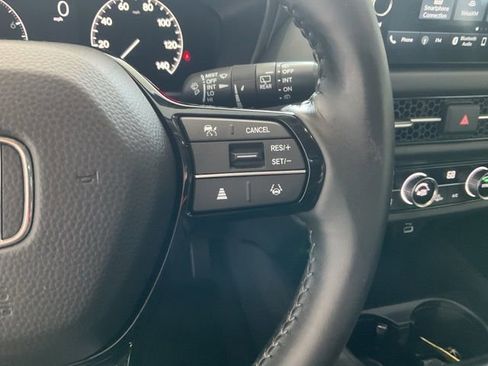 Used 2023 Honda HR-V EX-L image 12
