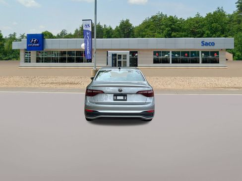 Used 2023 Volkswagen Jetta Sport FWD image 7