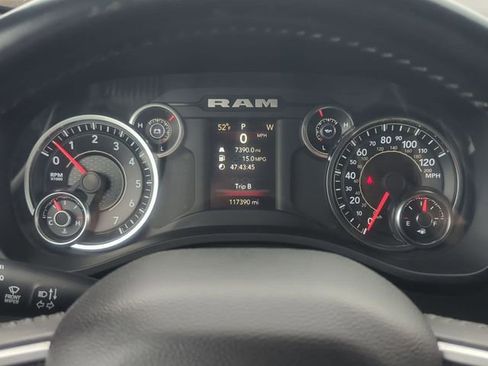 Used 2021 RAM 1500 Big Horn AWD/4WD image 16
