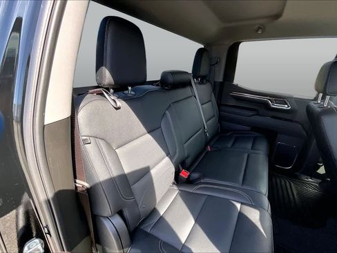 Used 2024 Chevrolet Silverado 1500 LT AWD/4WD image 19