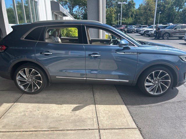 Used 2019 Lincoln Nautilus Reserve w/ Driver Assistance Package FWD image 10