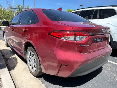Certified 2025 Toyota Corolla LE w/ Convenience Package AWD/4WD image 3