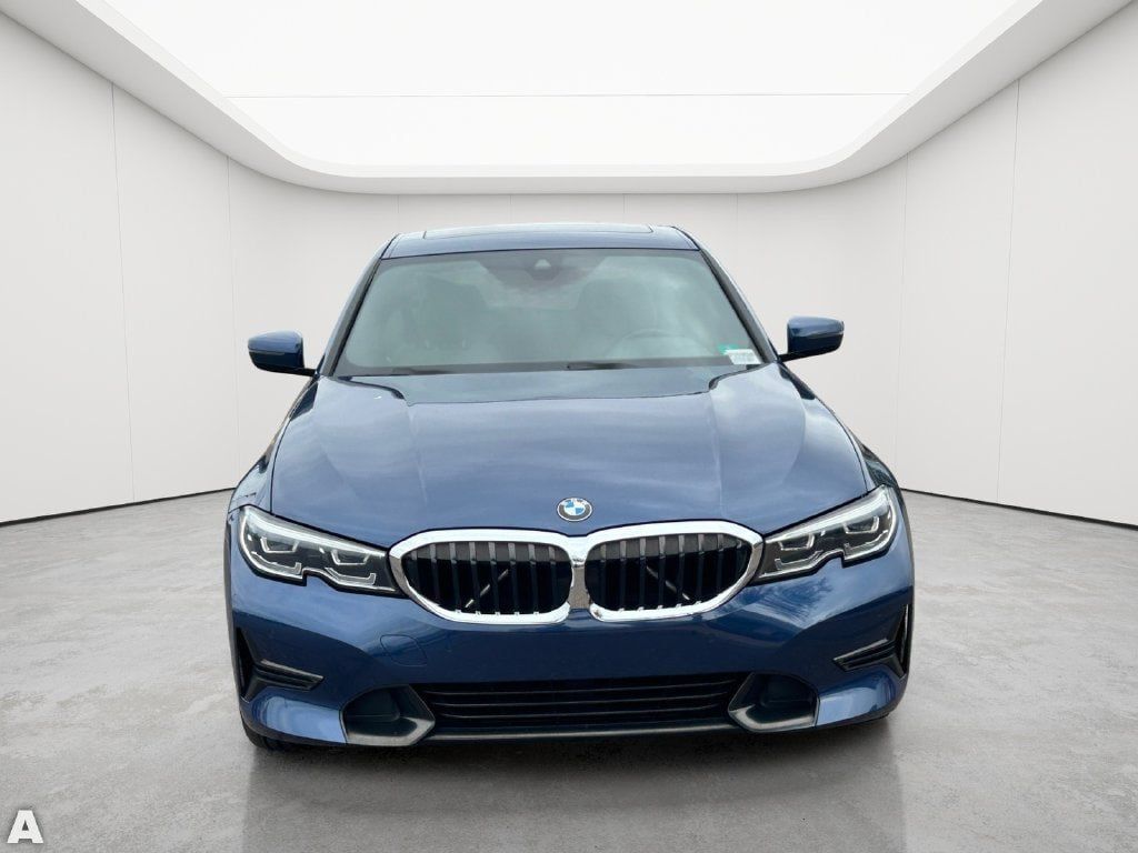 Used 2022 BMW 330i Sedan w/ Driving Assistance Package RWD image 8