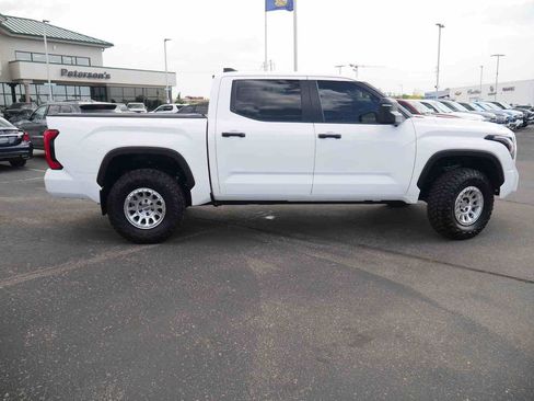 Used 2026 Toyota Tundra SR5 AWD/4WD image 26