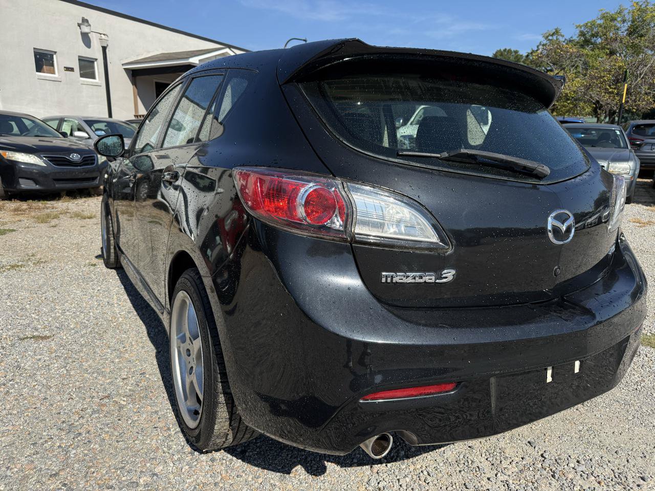 Used 2011 MAZDA MAZDA3 s Sport FWD image 12