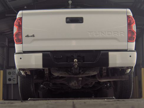 Used 2014 Toyota Tundra Limited image 7