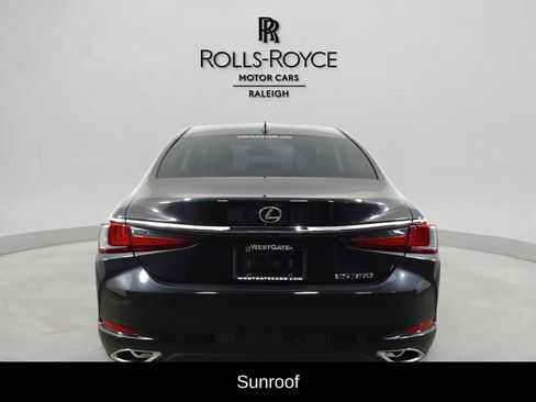 Used 2022 Lexus ES 350 image 5